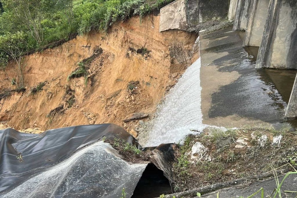 Província de Maputo: Mais de 40 mil pessoas poderão ser afectadas por inundações devido a iminência de colapso de barragem na África do Sul – Rádio Moçambique