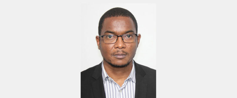 Advogado solicita esclarecimentos sobre existência de uma Política Pública de Desenvolvimento