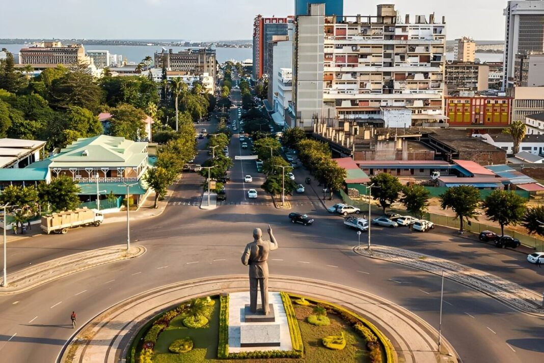 Semana Económica: Metical Deve Desvalorizar, Crescimento Económico Revisto em Baixa e Dinheiro em Circulação em Máximos Históricos