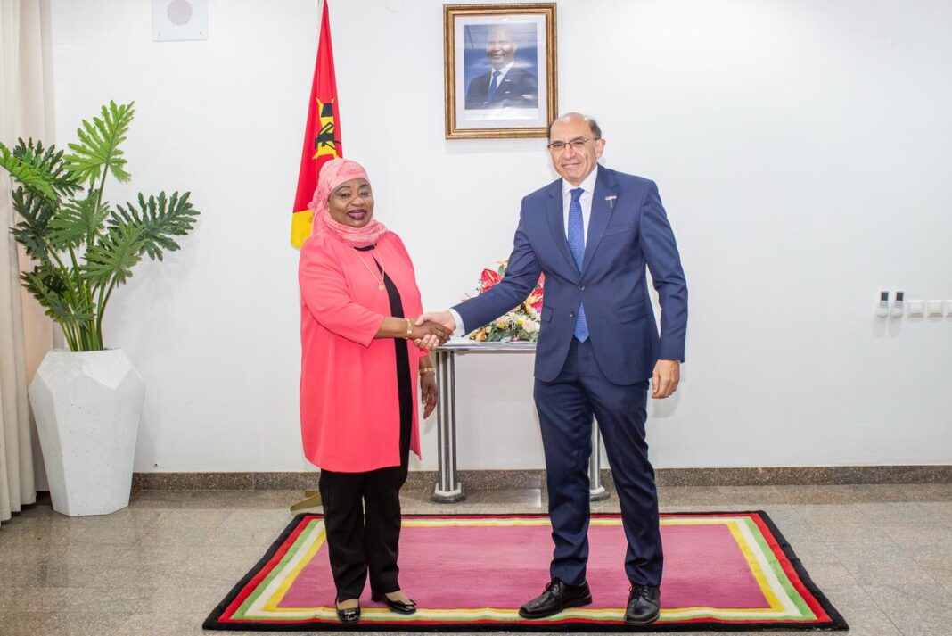 Moçambique quer aprofundar cooperação parlamentar com o Egipto