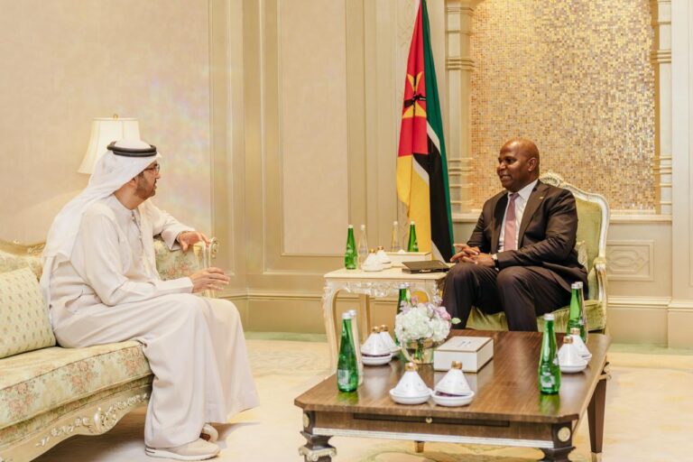 Chapo concede audiência ao ministro do Comércio Externo dos EAU