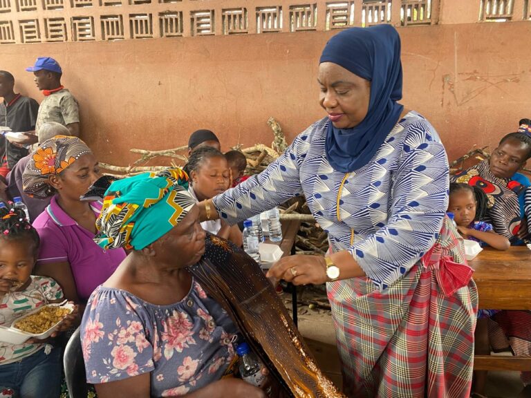 Vítimas das inundações no centro de acolhimento de Gwacheni denunciam suposto desvio de mantimentos pelo INGD