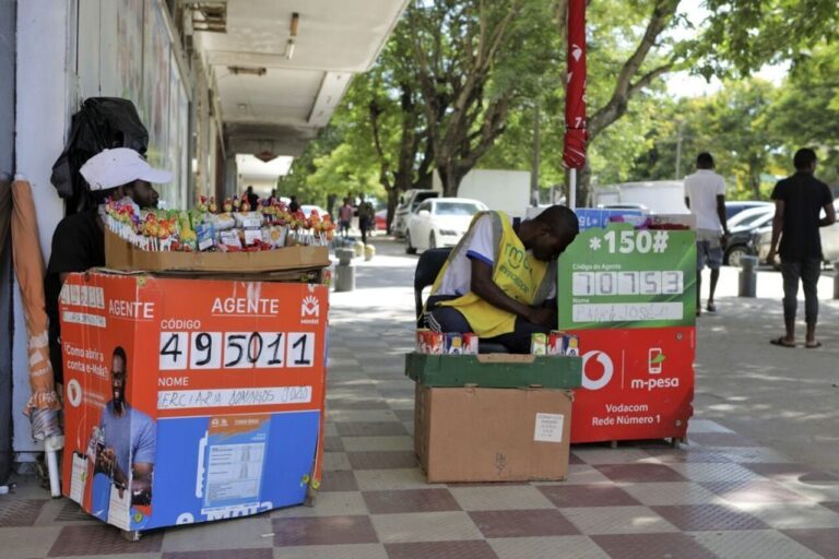 AT Passa a Reter 10% Das Comissões Dos Agentes de Carteiras Móveis