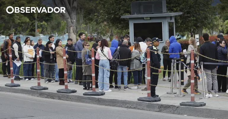 EUA duplicaram revogação de vistos para 100 mil em 2025