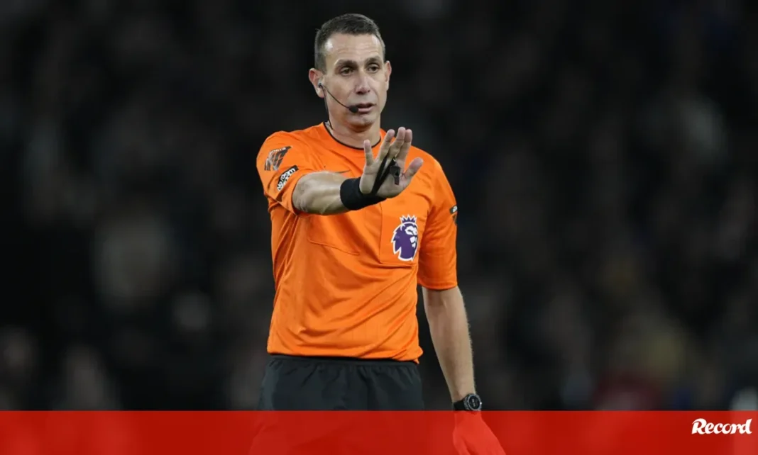 David Coote escapa a pena de prisão após ter descarregado vídeo de cariz sexual com rapaz de 15 anos