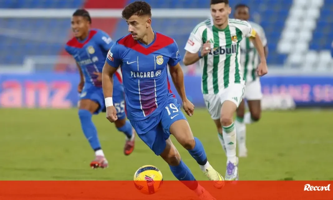 Tiago Leite perto de ser reforço do Felgueiras