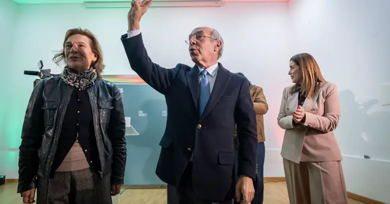 “Não é o Palácio da Bazófia”. Bugalho e Mendes criticam Cotrim