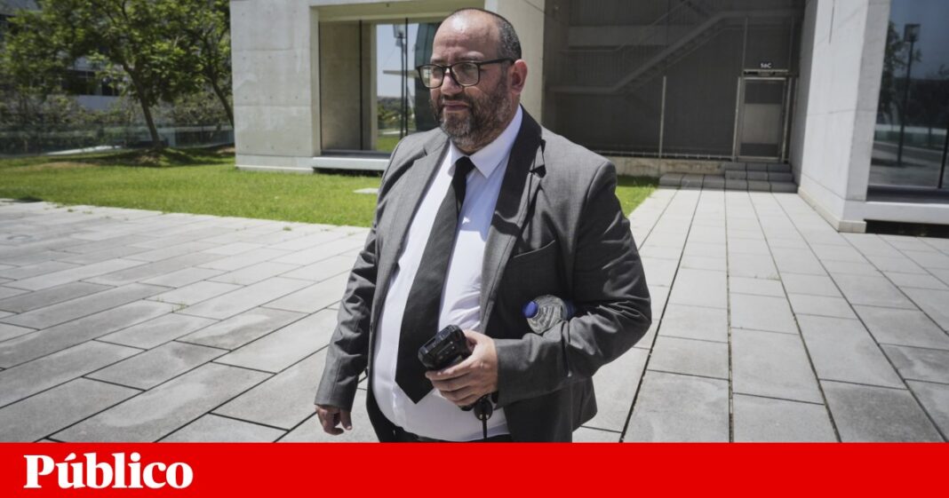 Miguel Arruda, ex-deputado do Chega suspeito de furtar malas, acusado de 21 crimes