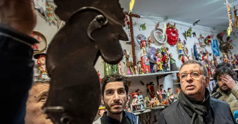 Apoio de Pedro Nuno a Seguro, na terra das meias de Mário Soares