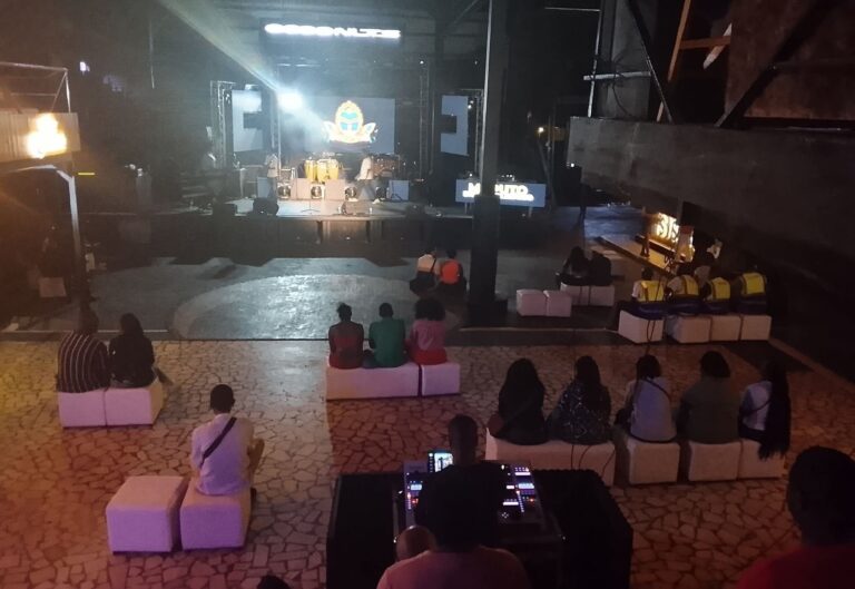 Concerto solidário do Município de Maputo decorre com sala quase vazia