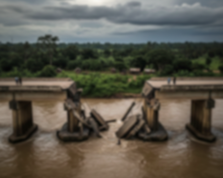 Nampula: Posto Administrativo de Lunga isolado após queda de ponte sobre o Rio Mpwehi – Rádio Moçambique