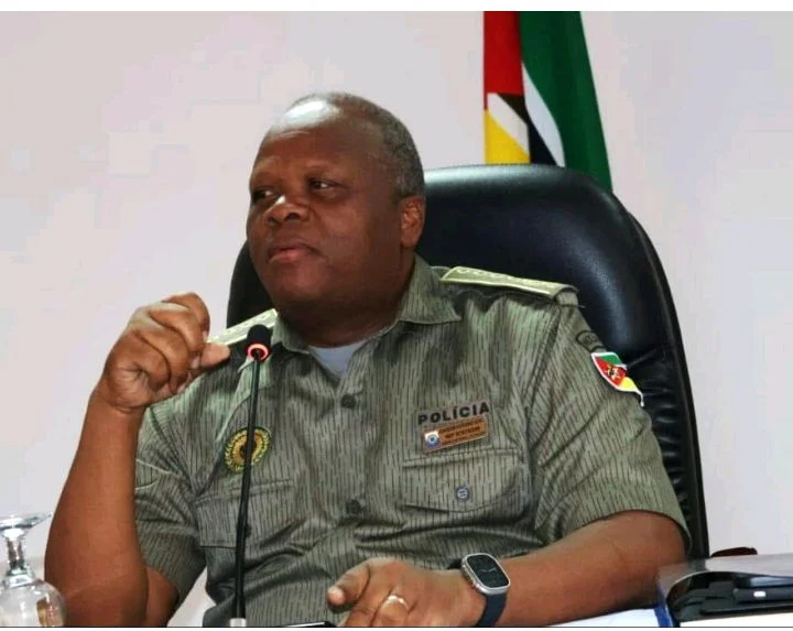 Comandante-Geral da PRM Joaquim Sive diz que “‘Estamos sendo avariados pela população e exige mudança de conduta dos Agentes”