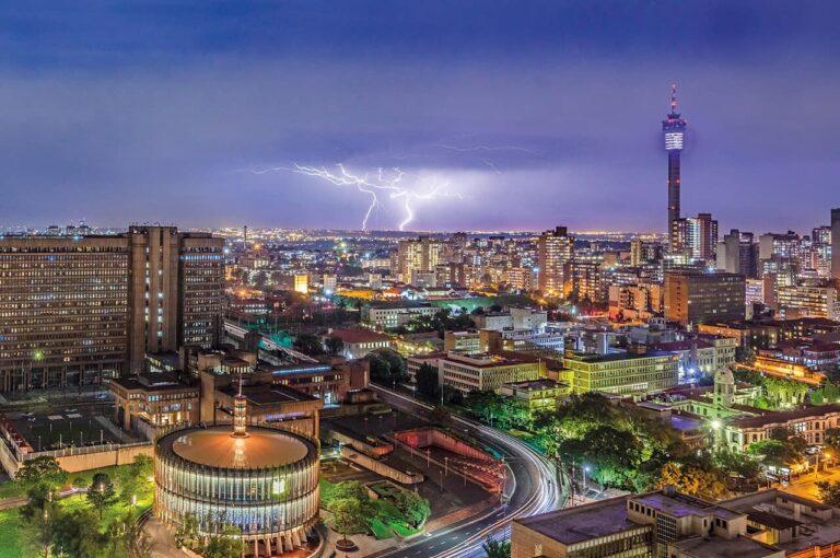 África do Sul: Relatório Revela Que Apenas 10% da População Concentra 66% do Rendimento Nacional