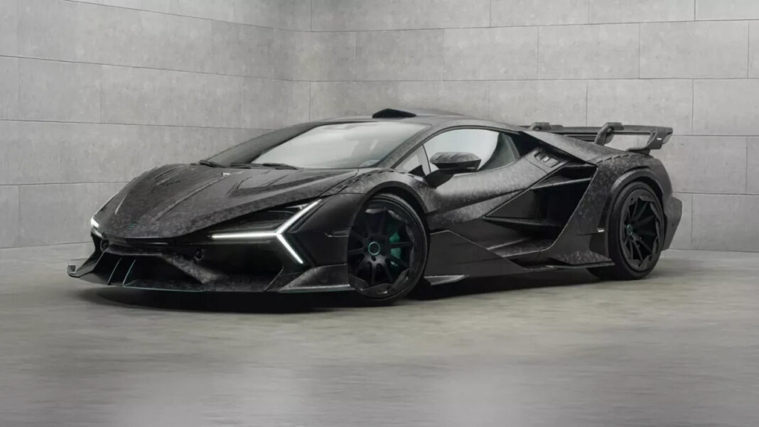 Empresa Alemã Mansory Transforma Lamborghini Revuelto em Carbonado X
