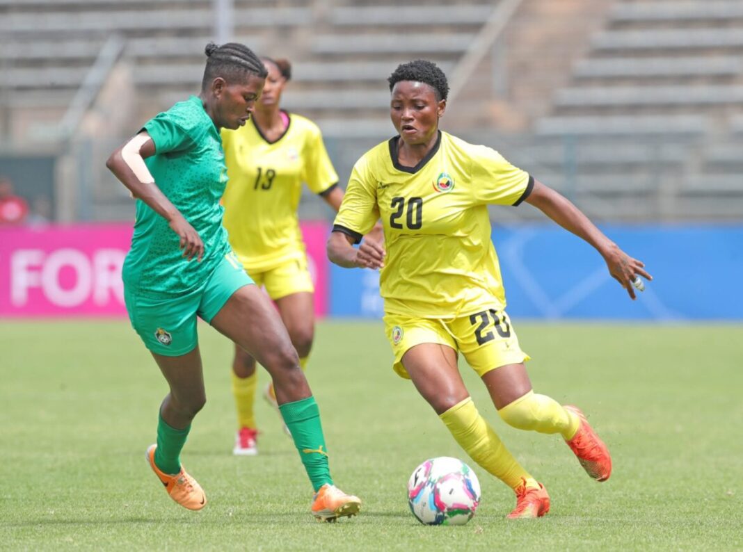 Selecção Feminina de Futebol disputa torneio regional em Polokwane – Rádio Moçambique